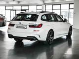 BMW M340d xDrive M-Sport Aut Nav HuD Laser Pano RFK - BMW M340d Touring Kombi Gebrauchtwagen