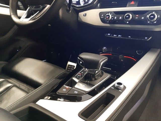 Fahrzeugabbildung Audi A4 Avant S line 50TDI quattro AHK Matrix PANO