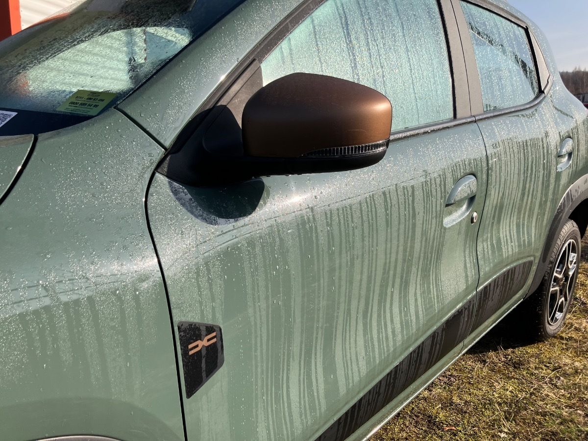 Dacia Spring - Bild 17