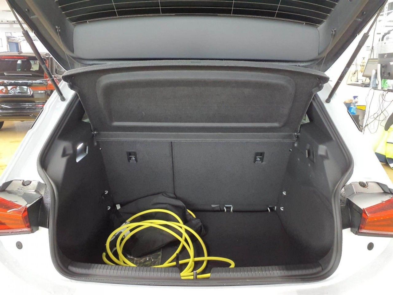 Cupra Born - Bild 11