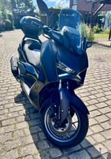 Yamaha X-Max 125 TechMax - YAMAHA T MAX 125