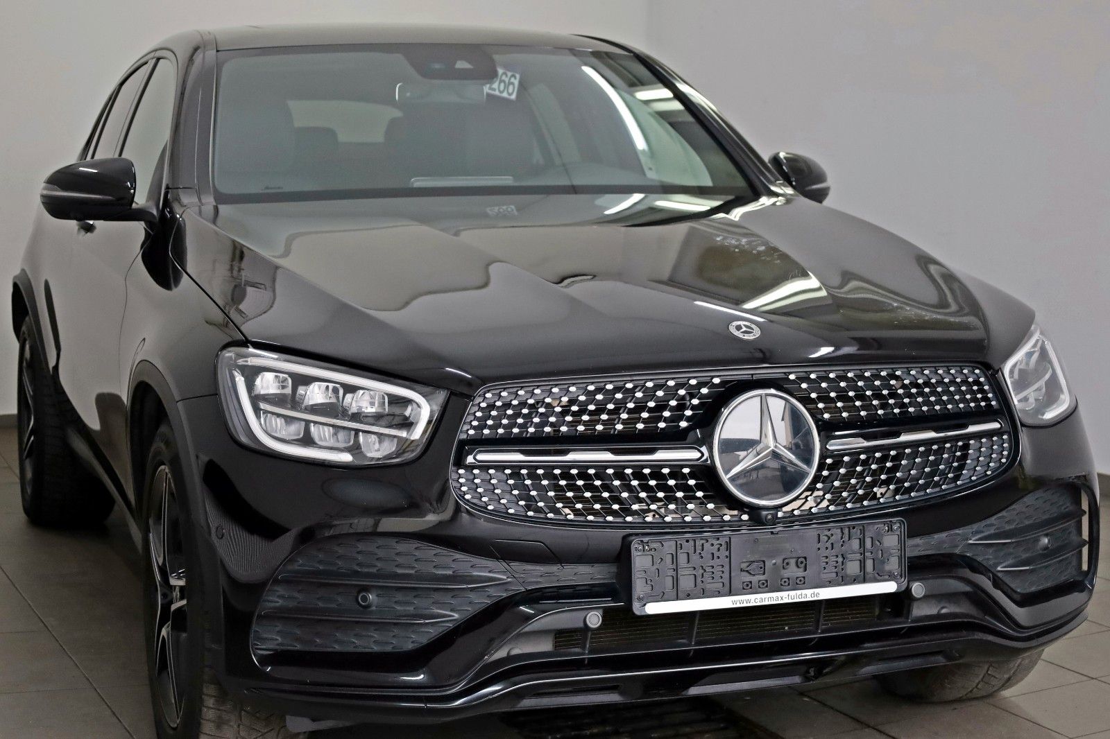 Fahrzeugabbildung Mercedes-Benz GLC 220 d Coupe 4Matic,AMG-line,360Kamera,SD,SH