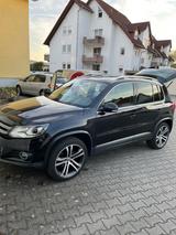 Volkswagen Tiguan 2.0 TDI 130kW DSG 4MOT BMT Exclusive ... - Volkswagen Tiguan: Exclusive