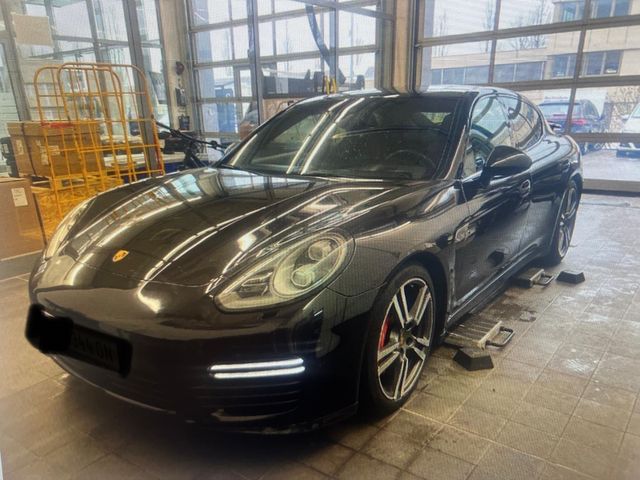 Porsche Panamera GTS 4.8 V8 Navi Soft GSD Bose Luft Kame