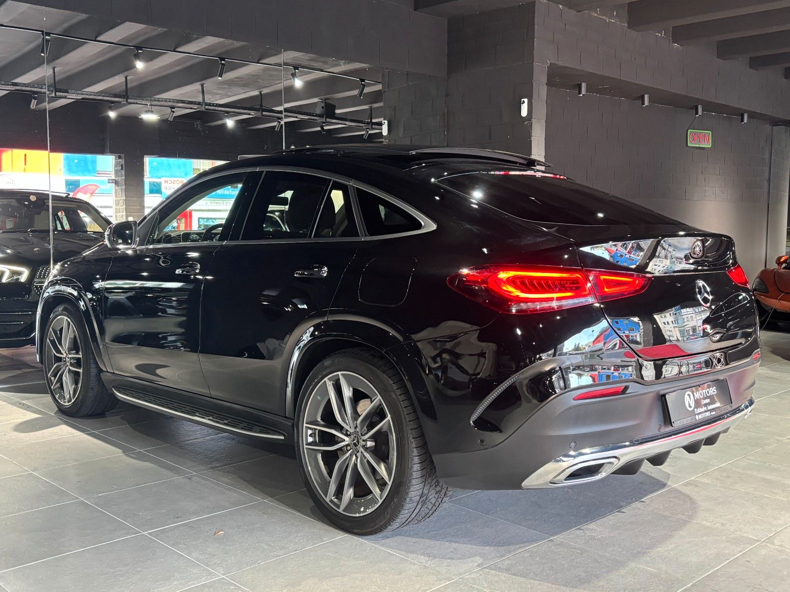 Fahrzeugabbildung Mercedes-Benz GLE 350de Coupe*AMG*Massage*HUD*Pano*360°*Keyles