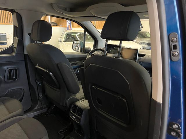 MYAUTOCENTER – Gebraucht- und Jahreswagen mit Werkstattservice in Pfaffenhofen Peugeot Rifter Allure L2*2. Hand*AHK*Klima*Navi*7-Sitzer