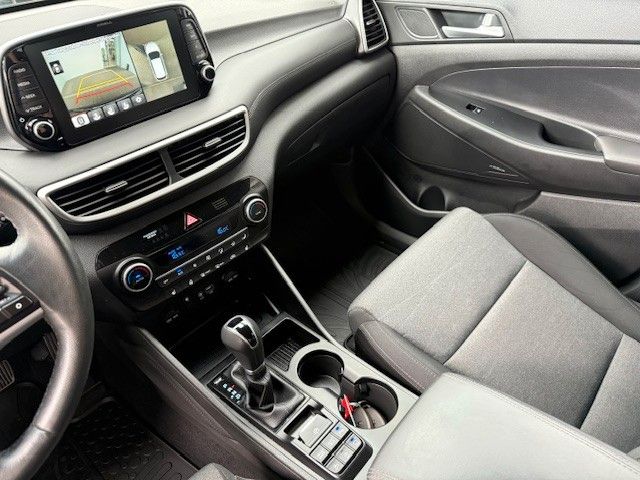 Fahrzeugabbildung Hyundai Tucson Advantage 177PS Allrad/Krell/Navi/Kamera!