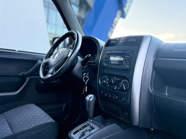 SUZUKI JIMNY RANGER 1.3 VVT 86ch 4X4 BVA - CAMÉRA DE RECUL - CLIMATISATION - JANTES ALLIAGE - ATTELAGE AMOVIBLE