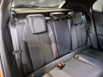 Peugeot 2008 - 11