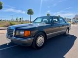 Mercedes-Benz 300SE W126