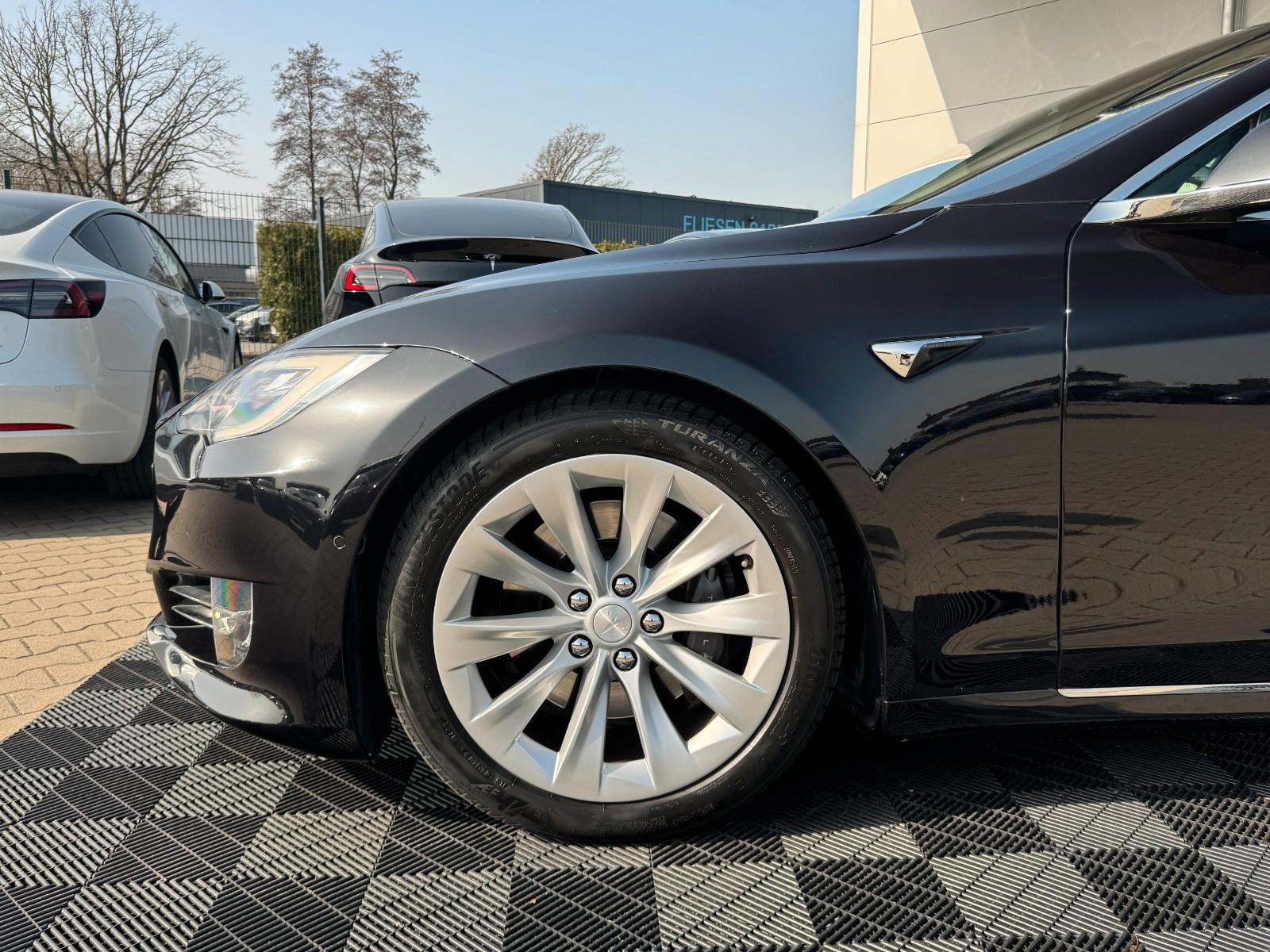 Tesla MODEL S 90D | FREE SC01 | ENHANCED AP |