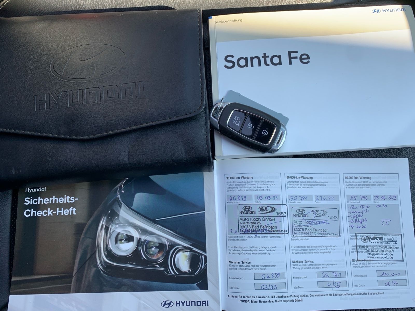 Fahrzeugabbildung Hyundai SANTA FE 2.2 CRDi DPF Premium 4WD AHK Panorama