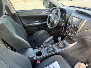 Subaru Impreza - 12