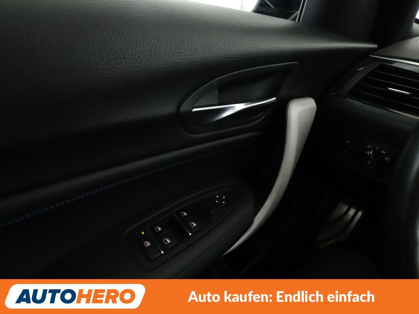 BMW 120i M Sport Aut.*NAVI*TEMPO*PDC*SHZ*