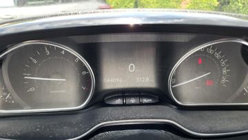 Fahrzeugabbildung Peugeot 2008 Allure