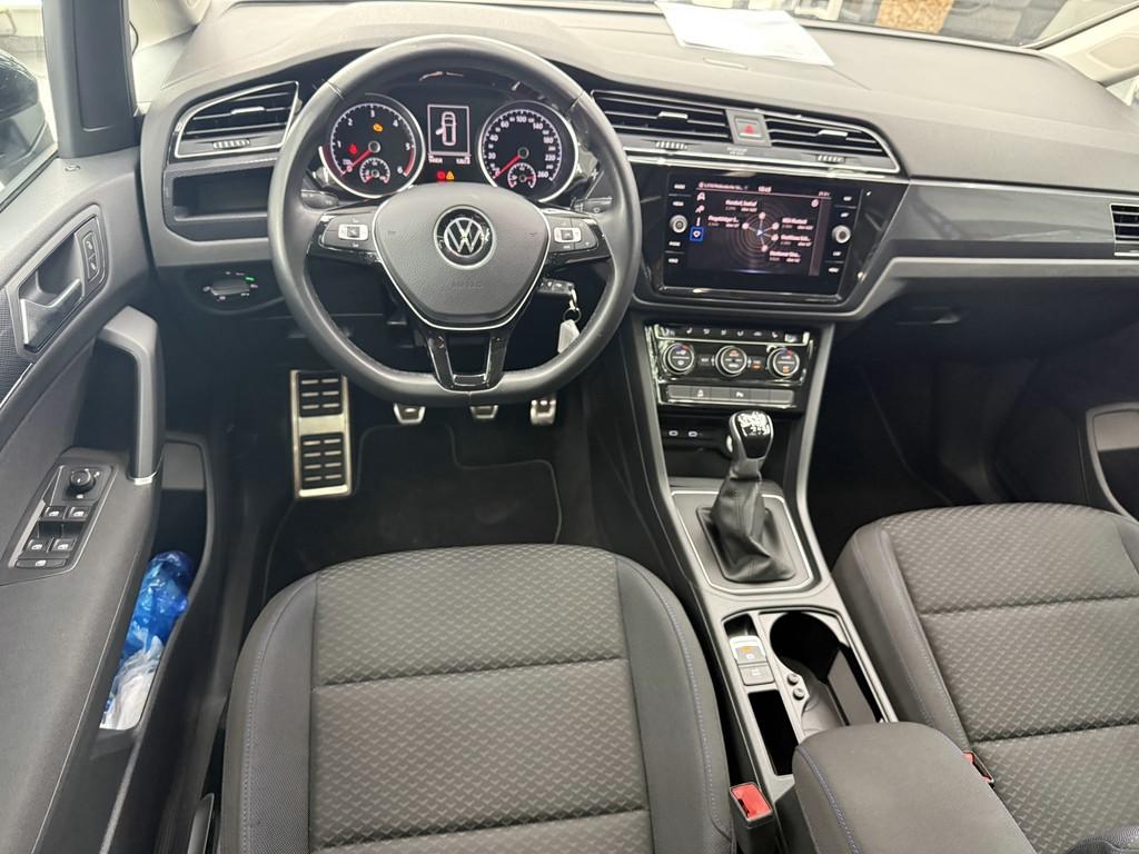 Volkswagen Touran 2.0 TDI United, 7-Sitzer, Navi, Pano, AHK, миниатюра 13