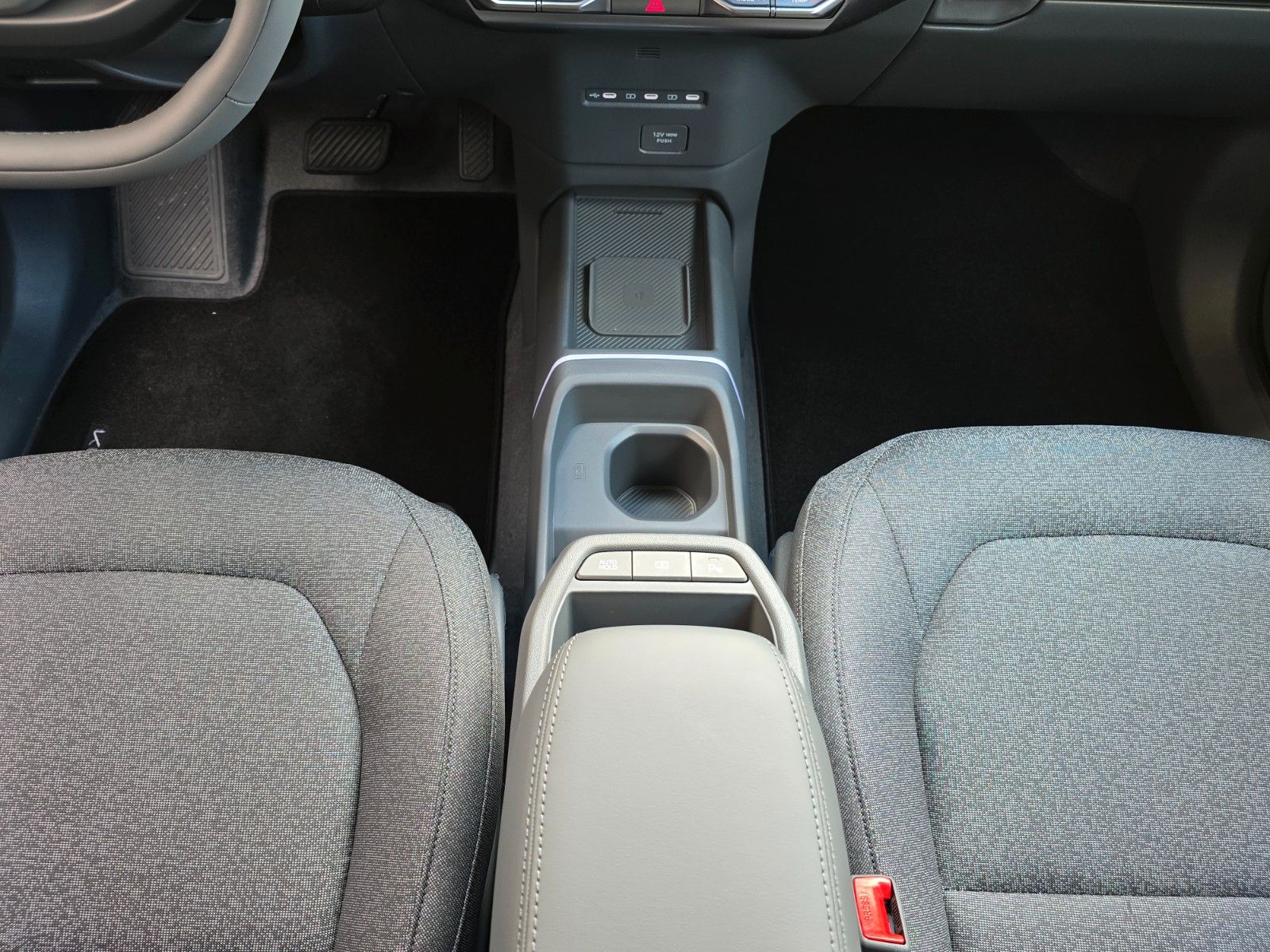 Fahrzeugabbildung Kia EV2 42.2 4S EARTH WIC 22AC TEC DWP DES