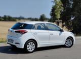 Hyundai i20 1.2 Gepflegt Neuer Tüv  - Hyundai i20 Gebrauchtwagen in Frankfurt