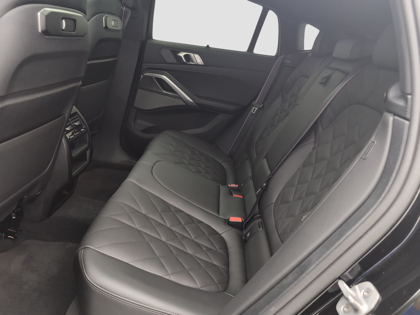 BMW X6 M60 - Bild 9