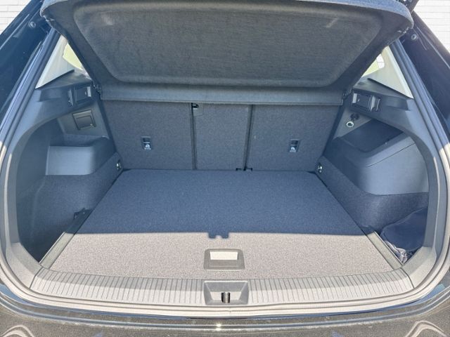 Fahrzeugabbildung Volkswagen Tiguan ENERGY 1.5 eTSI 150 PS DSG AHK NAVI LED