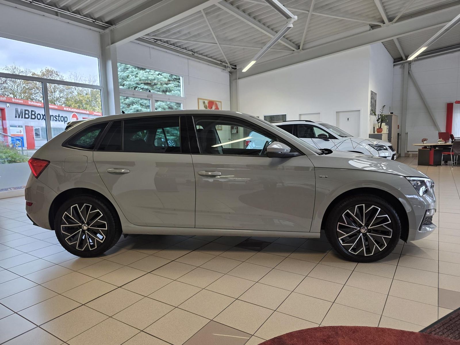 Fahrzeugabbildung SKODA Scala 1.5 DSG Drive/LED/Navi/Virtual/Kamera 1...