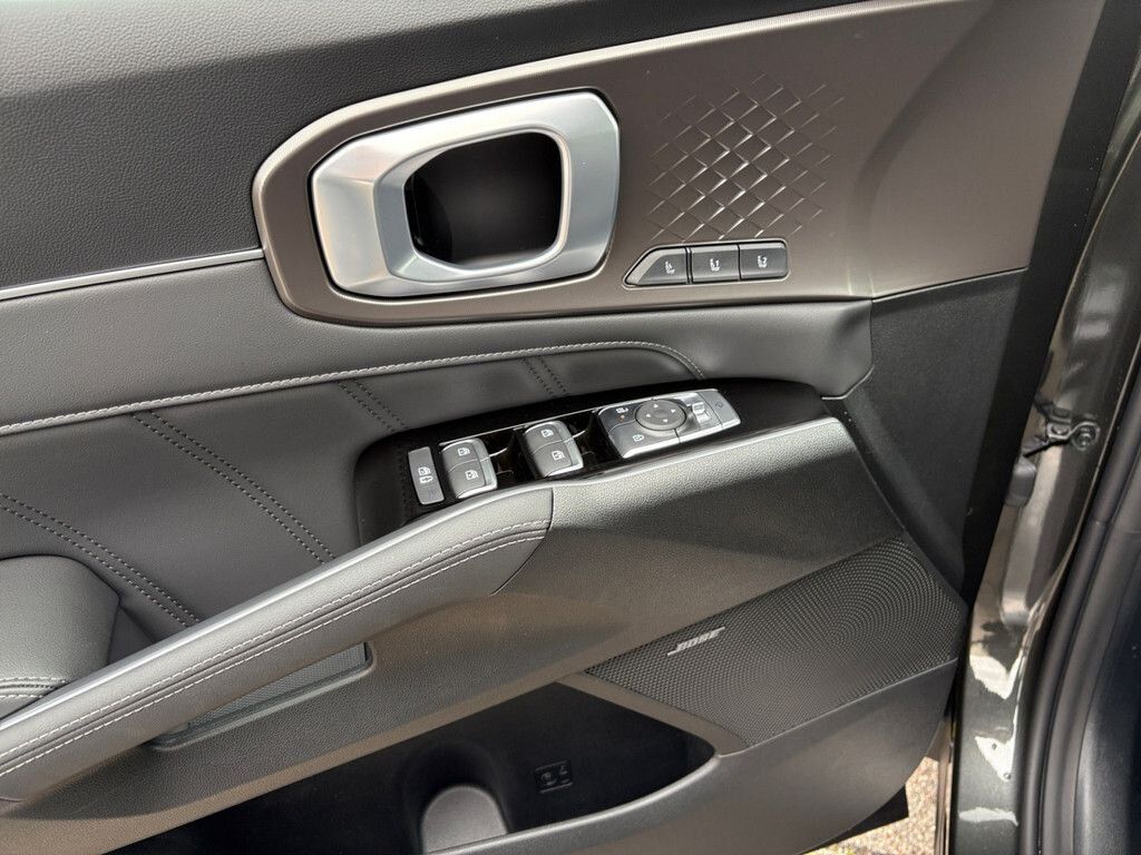 Fahrzeugabbildung Kia SORENTO 2.2D AWD DCT8 PLAT NAPPA PREM AHK