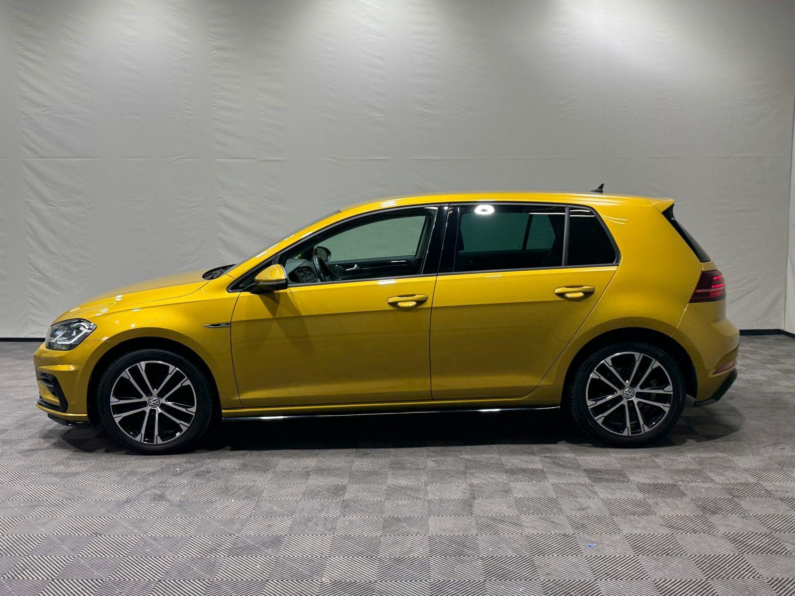 Volkswagen Golf Highline 1.5 TSI | LED ACC NAVI RÜKA SITZHZ