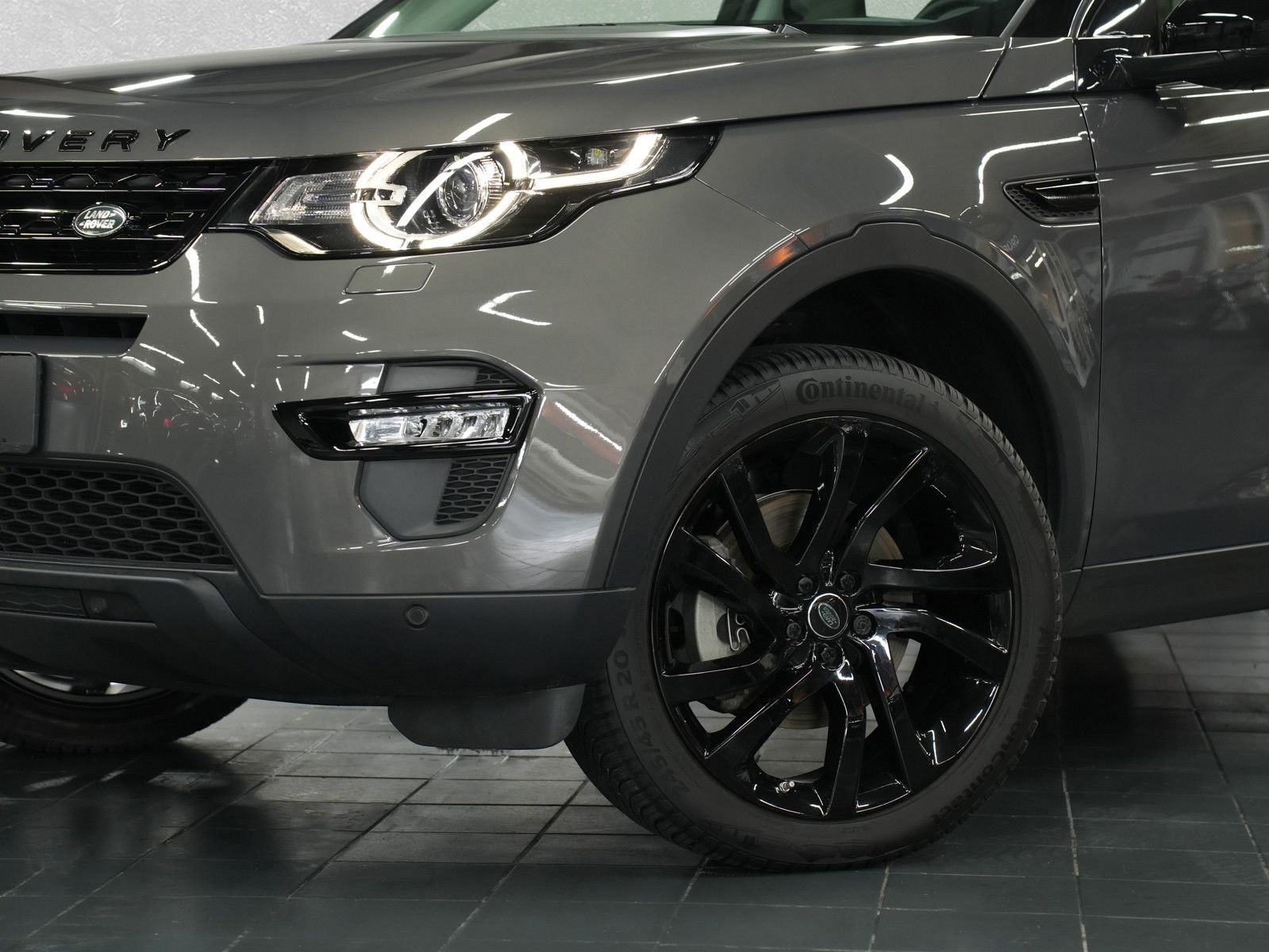 Fahrzeugabbildung Land Rover Discovery Sport HSE AWD - 1.Hand|Mwst.|39 tkm!