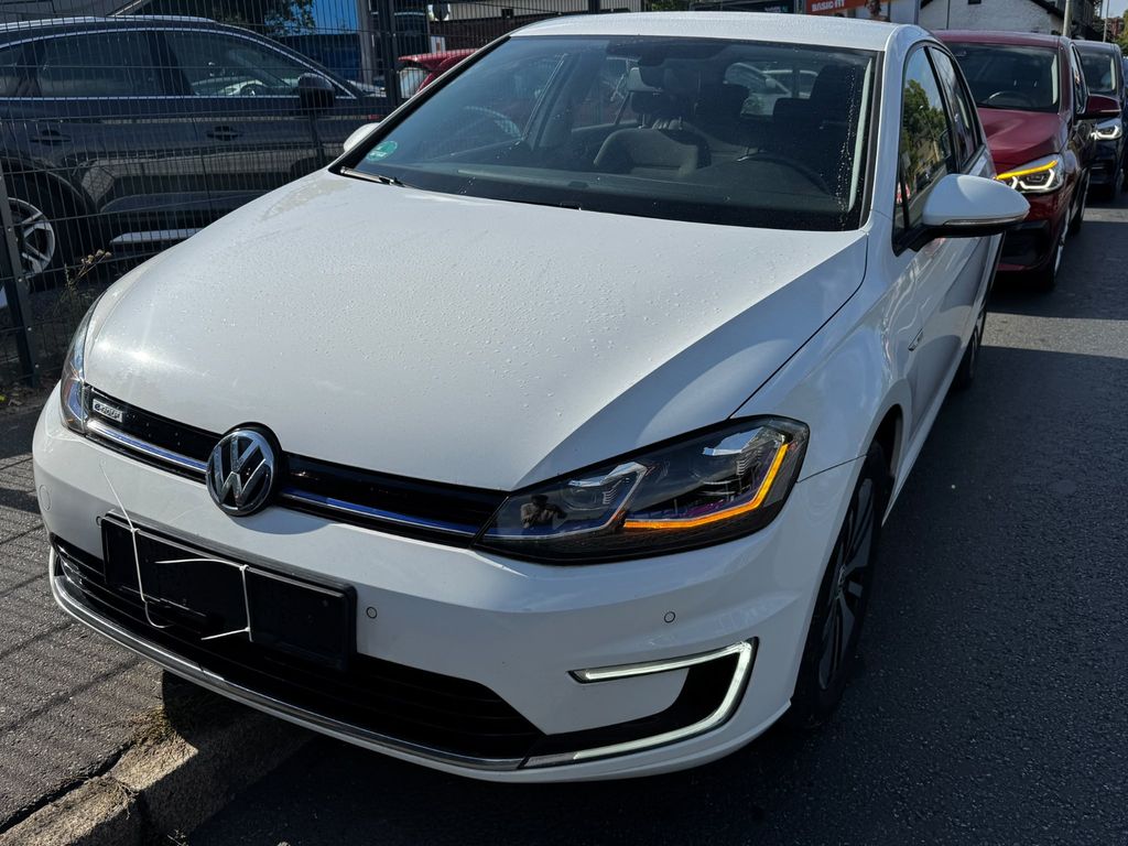 Image of Volkswagen Golf