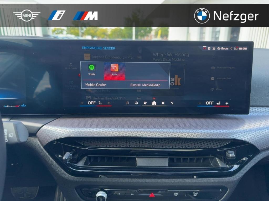 BMW M340i xDrive Touring Park-Assistent PANO LED H&K