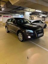 Audi Q5 2.0 TFSI S tronic quattro - - Audi Q5: Beige