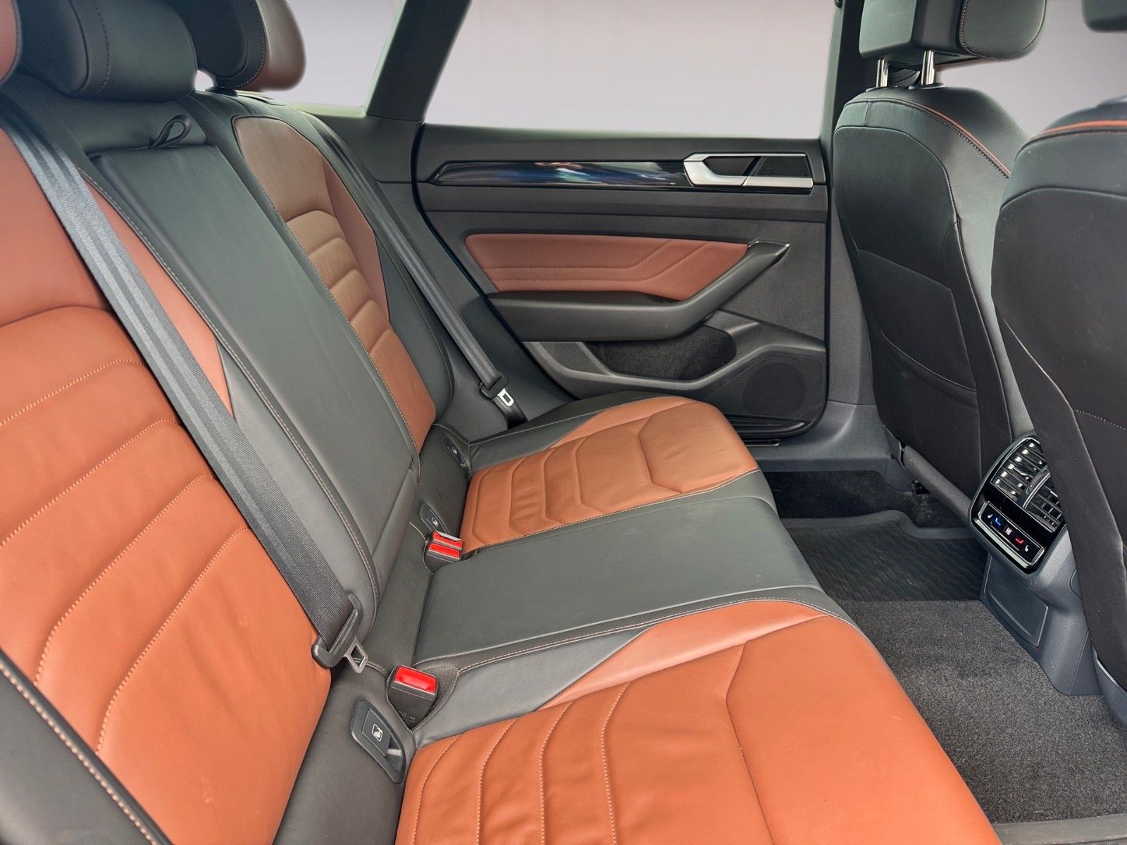 Fahrzeugabbildung Volkswagen Arteon Shooting Brake Elegance 2.0 TDI