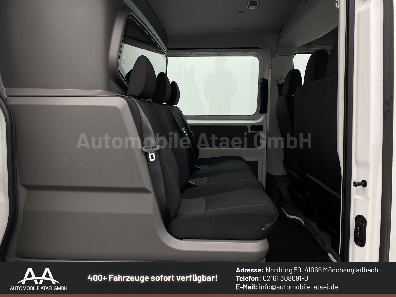 Fahrzeugabbildung Volkswagen Crafter 35 Plus *Mixto+6-Sitze* AHK 3,0t 2682