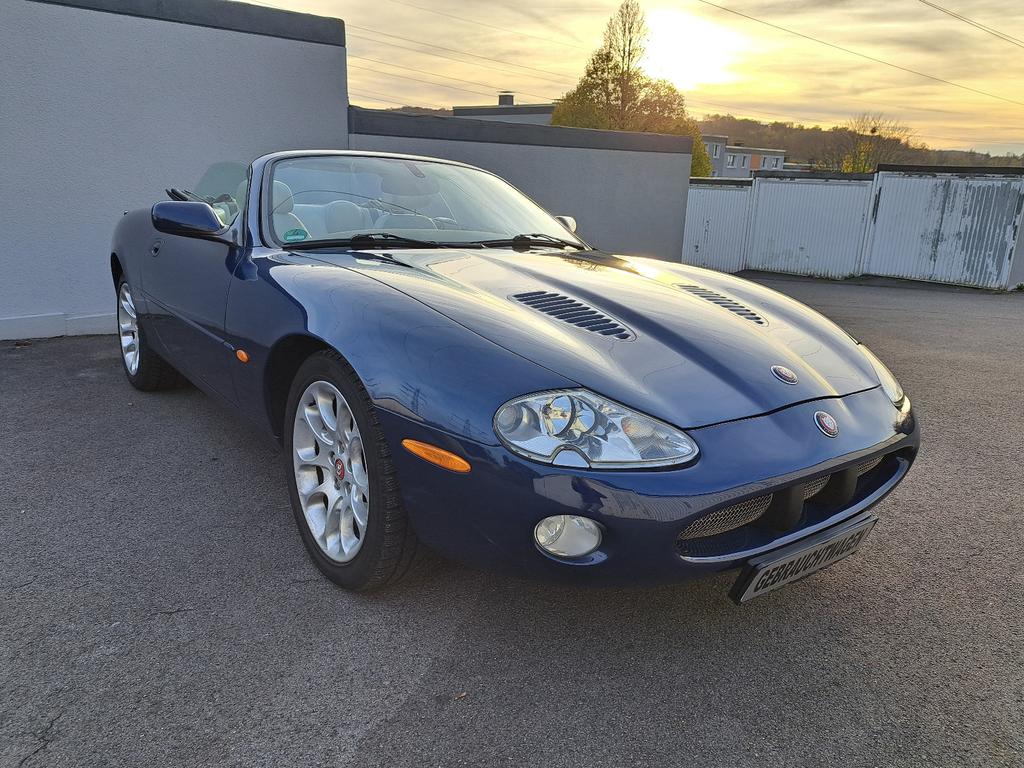 Jaguar XKR