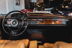 Fahrzeugabbildung Mercedes-Benz 280 SE/8 Limousine *RESTAURIERT / TOP ZUSTAND*