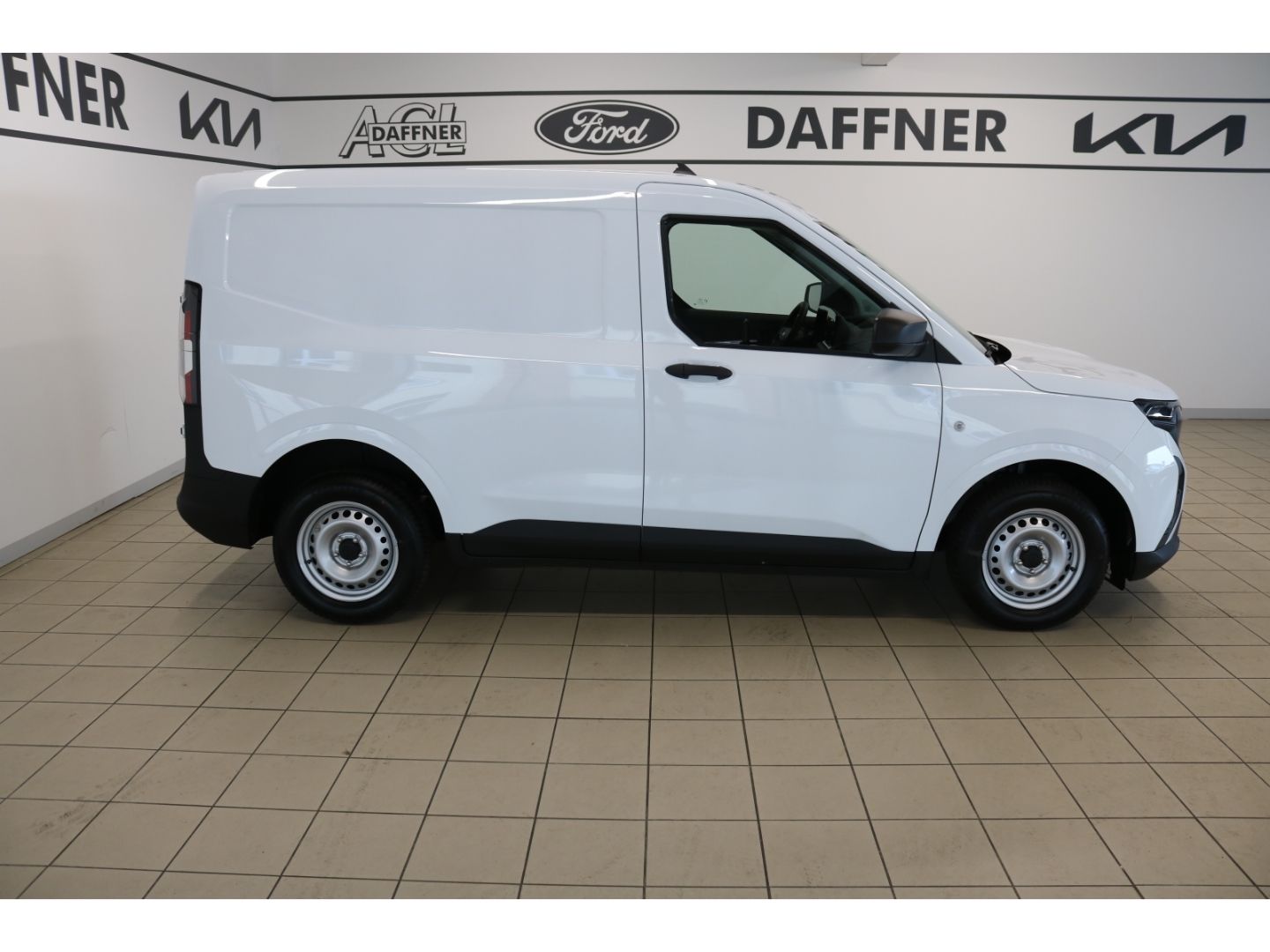 Fahrzeugabbildung Ford Transit Courier Basis 1.0 EcoBoost Klima PDC Tem