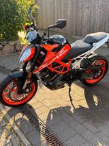 KTM 390 Duke - KTM VON 251 BIS 500 CCM