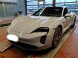 Porsche Taycan Perf. Batterie + Beifahrer Display Kreide - gebrauchte Porsche Taycan aus dem Jahr 2022