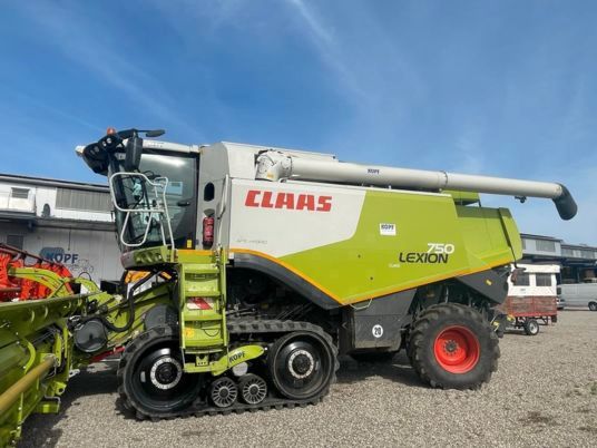 Claas Lexion 750 TT Allrad 40 km/h V750