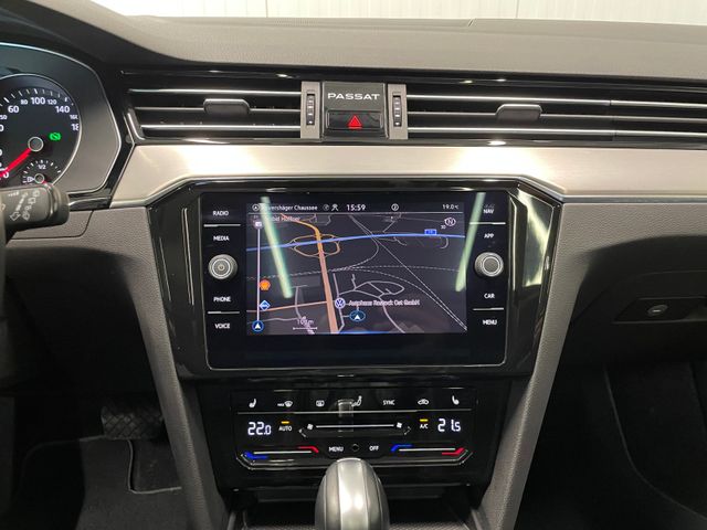 Passat Variant Elegance 2.0 TDI DSG LED PANO NAV