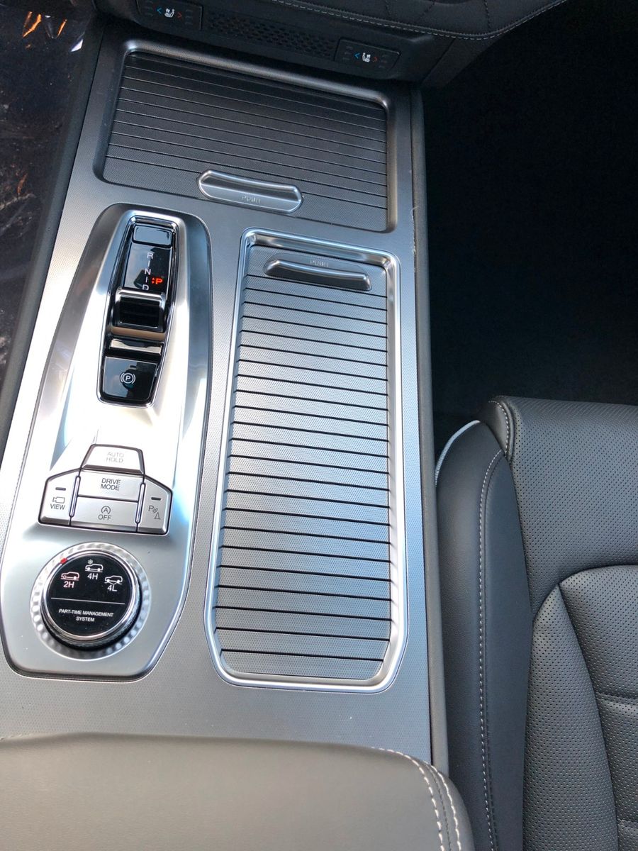 Fahrzeugabbildung KGM REXTON+BLACKLINE+LEDER+360°KAMERA+ELEKTR.SITZE++