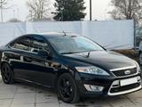 Ford Turbo Mondeo 2,5 Titanium Lim.  - Ford Mondeo mit Benzin-Antrieb: Limousine, 2.5