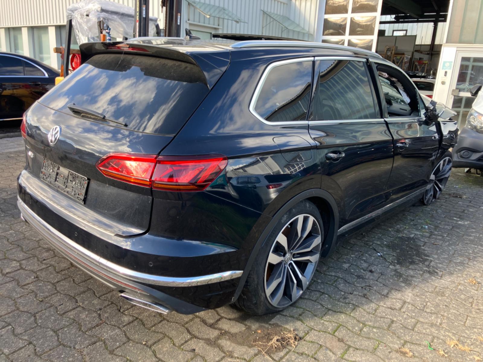 Volkswagen Touareg Atmosphere 4Motion
