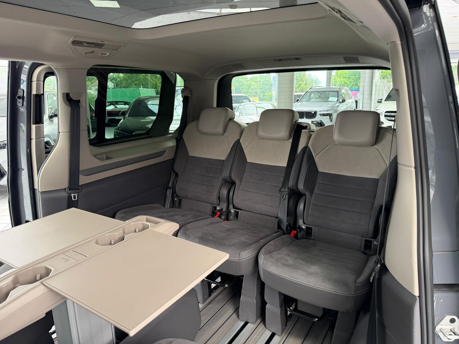Volkswagen T7 Multivan 2.0 TDI lang Edition*Pano*AHK*7-Sitz