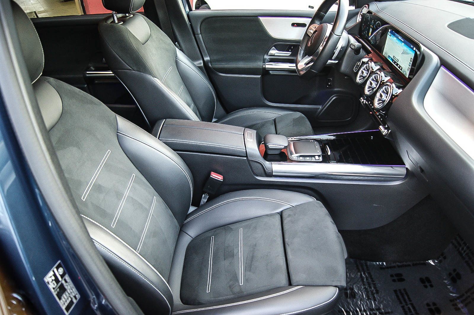 Fahrzeugabbildung Mercedes-Benz B 180 Edition AMG-LINE ANHÄNGERKPPLG NIGHT-PAKET