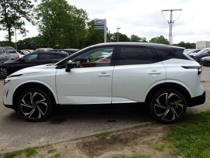 Fahrzeugabbildung Nissan Qashqai 1.3 DIG-T MHEV Tekna + ALW-Reifen