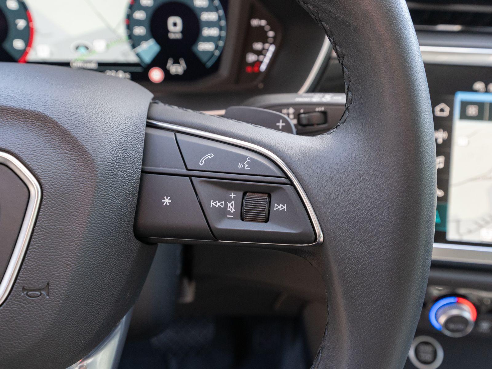 Audi Q3 SUV advanced 35 TFSI Stronic LED Navi RFK AHK, миниатюра 17