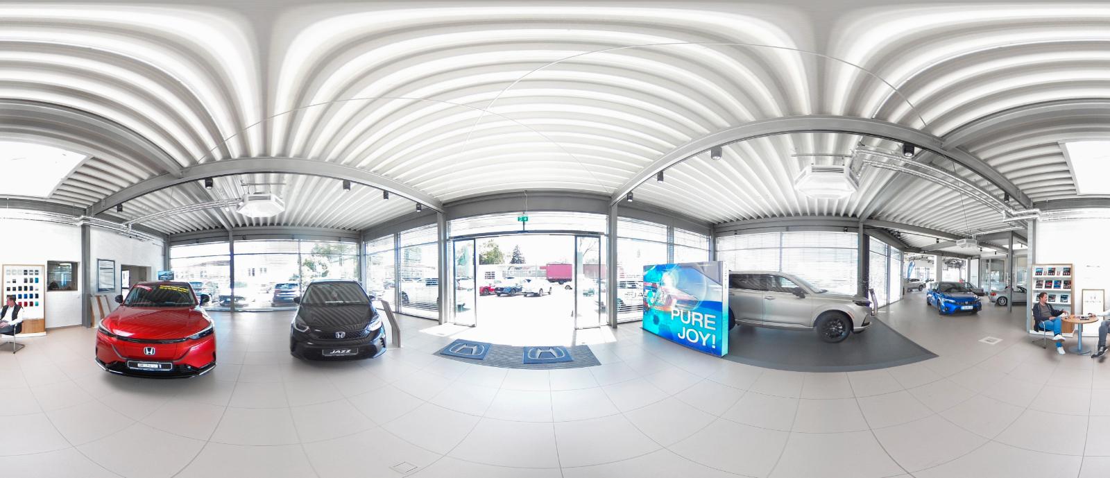 showroom-image-top