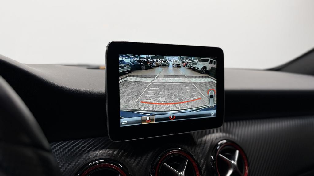 Mercedes-Benz A 45 AMG