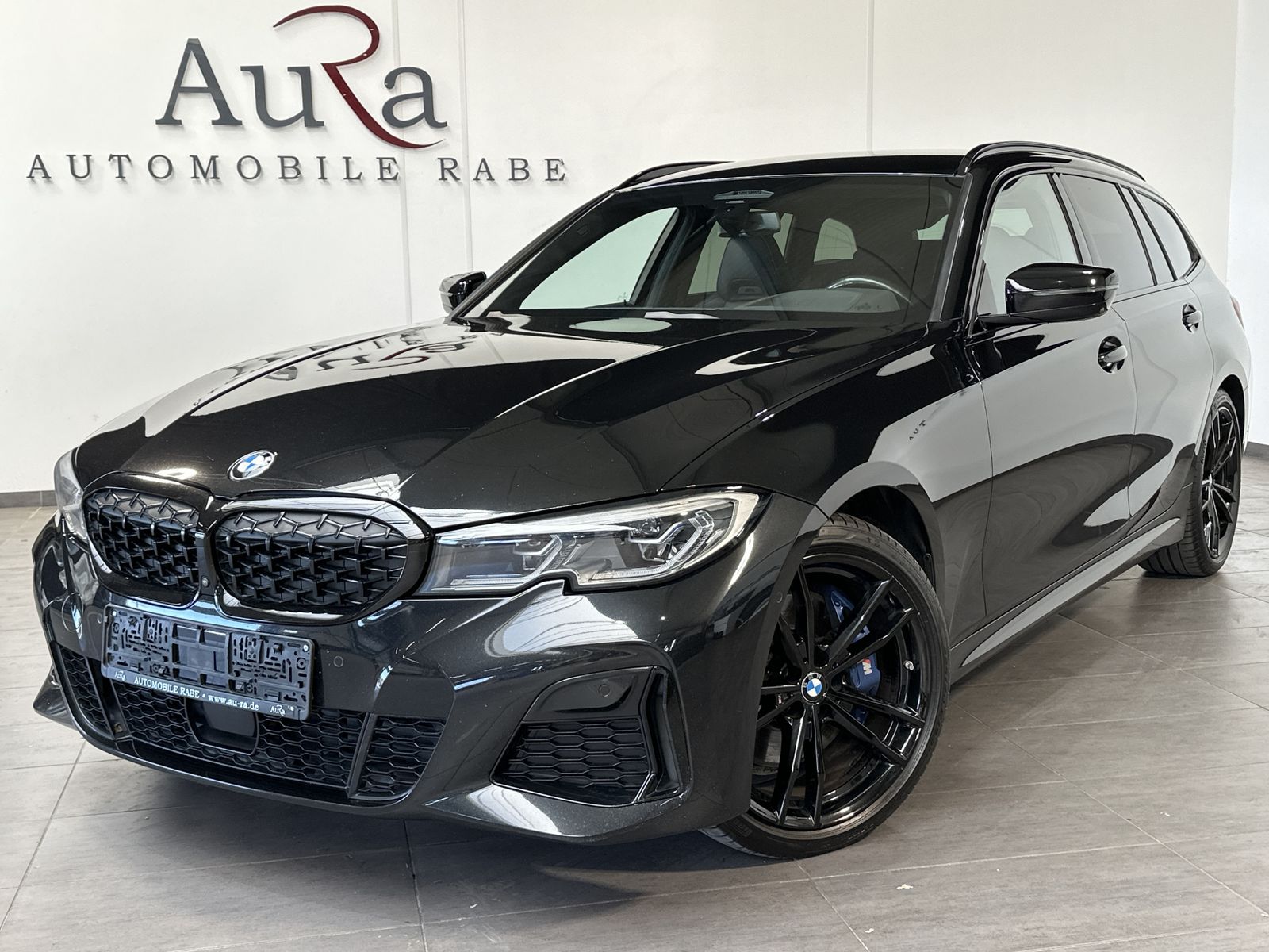 Fahrzeugabbildung BMW M340d Touring xDrive NAV+LASER+AHK+ACC+HEADUP+PP